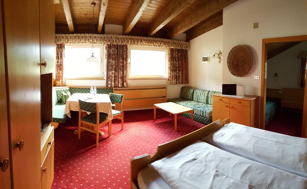 Residence Bad Moos Sexten Pokoj fotografie